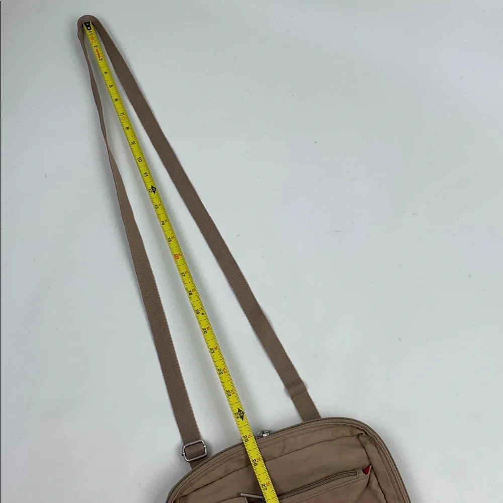 Baggallini Tan Beige Crossbody Messenger Bag Belt bag Pink fuschia lined Zippers